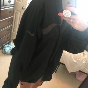 NIKE WIND BREAKER!!!